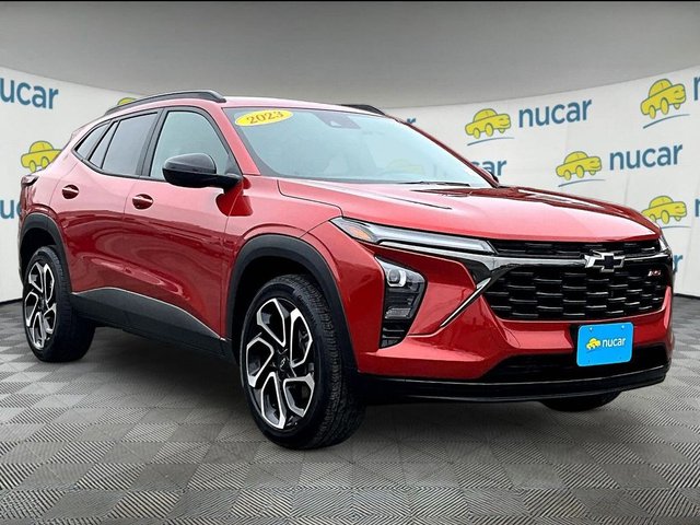 Pre-Owned 2024 Chevrolet Trax 2RS
