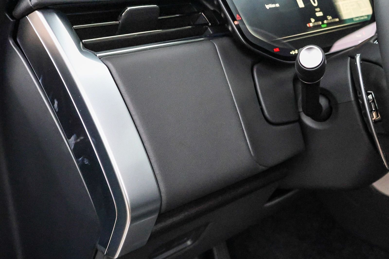 2026 Land Rover Range Rover SE - Photo 32