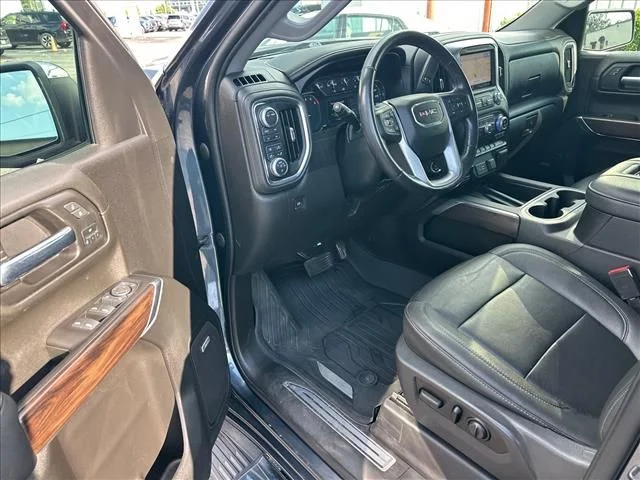Used 2021 Blue GMC SLT image 16
