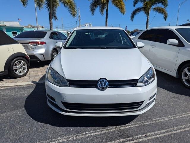 2015 Volkswagen Golf TSI S photo 2
