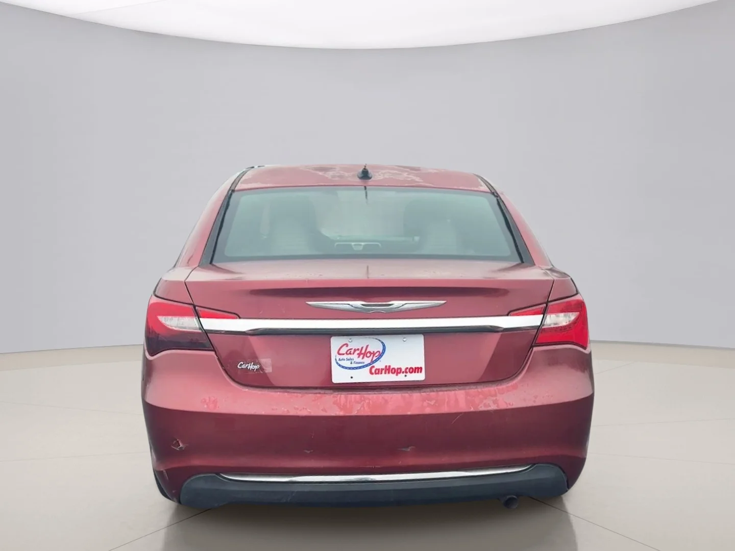 Used 2014 Red Chrysler LX image 4