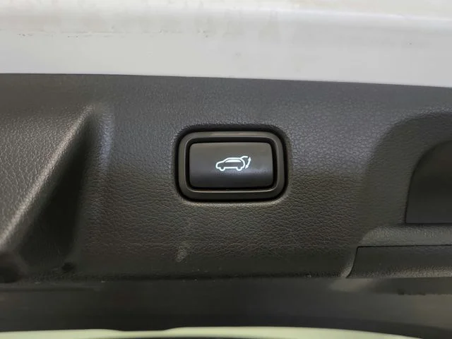 Used 2021 White Hyundai Limited image 46