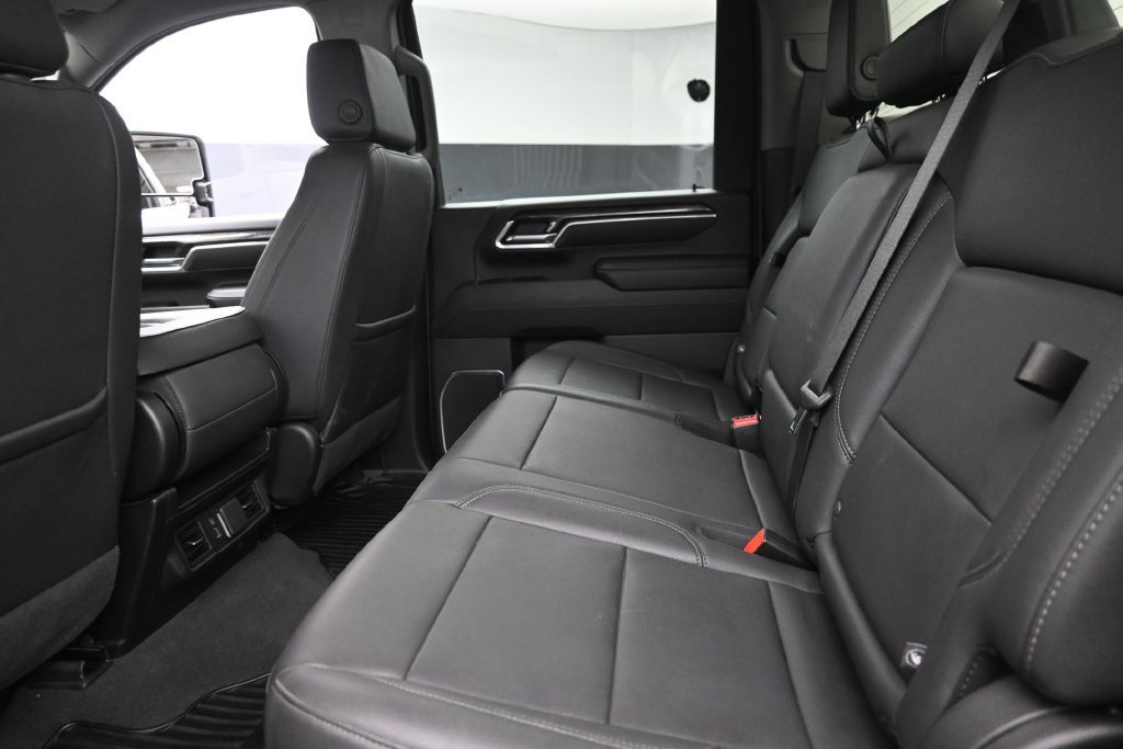 Used 2025 White Chevrolet LTZ image 12