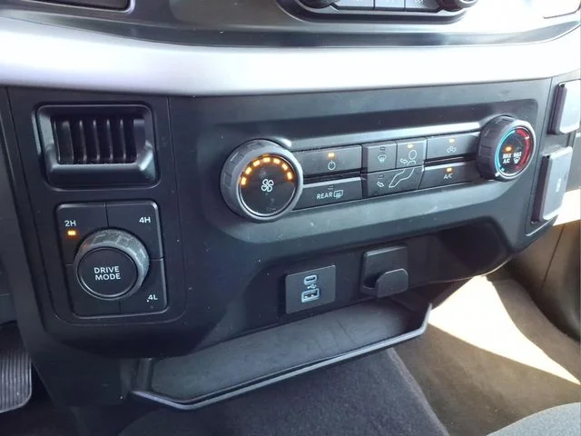 2023 Ford F-150 XLT - Photo 27