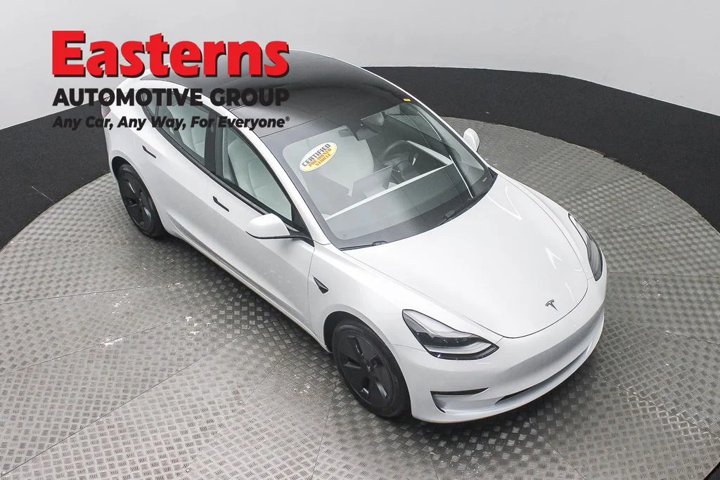 Used 2023 White Tesla Base image 3