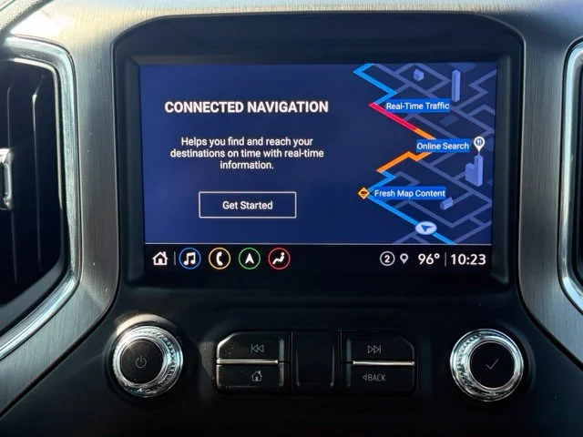 Used 2021 White GMC Denali image 21