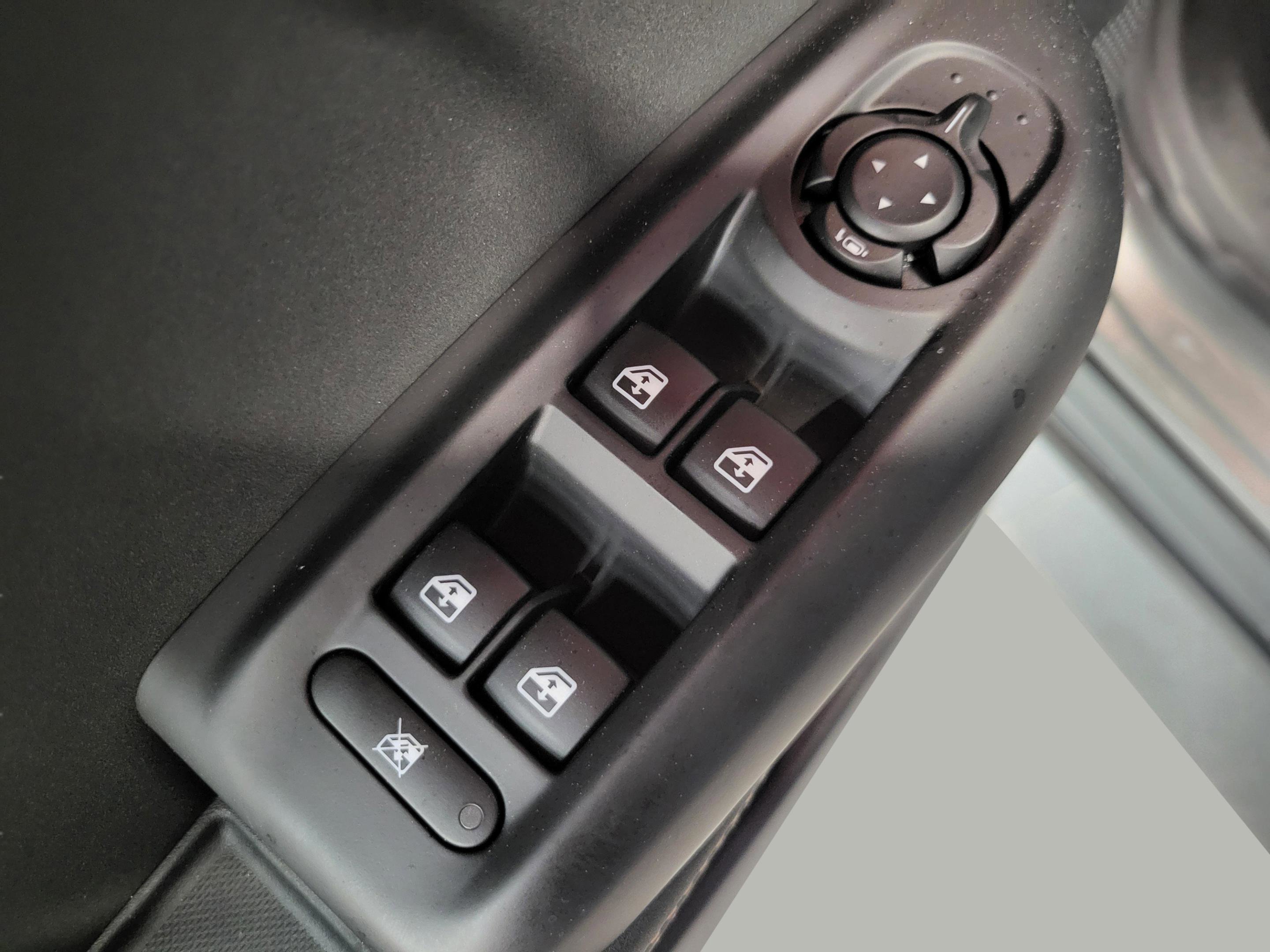 2025 Alfa Romeo Tonale Base - Photo 25