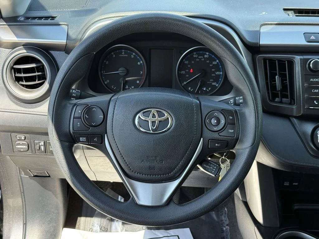 Used 2018 Magnetic Gray Metallic Toyota LE image 17