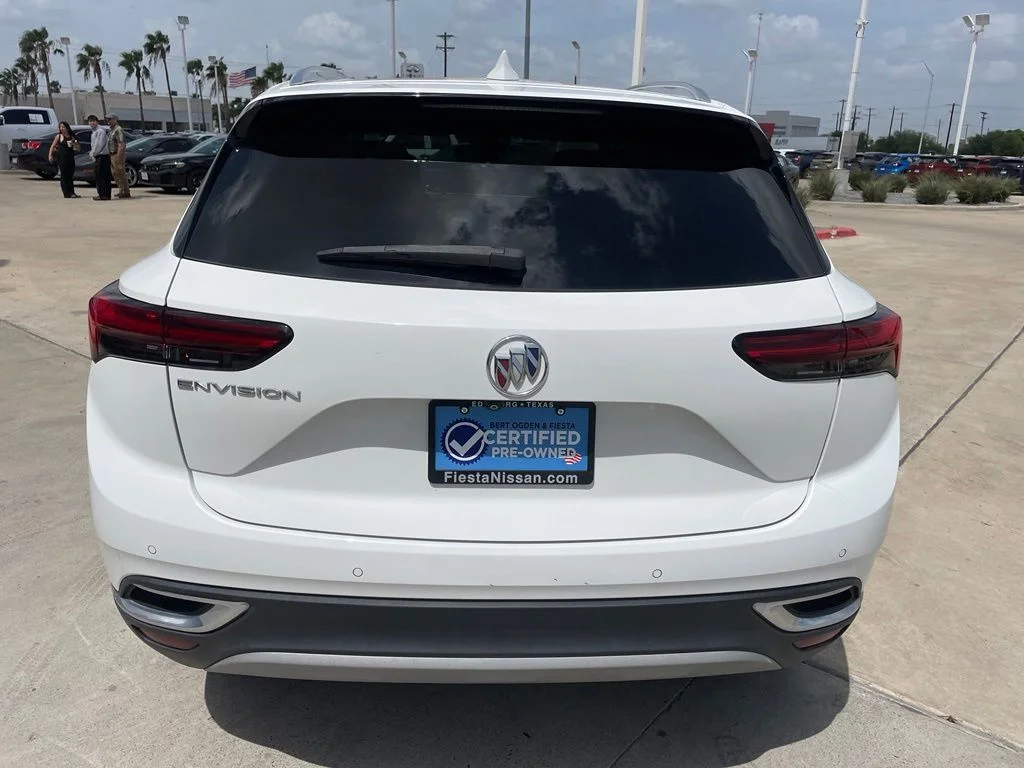 Used 2021 White Buick Preferred image 6