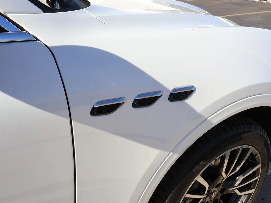 New 2025  Maserati Base image 9