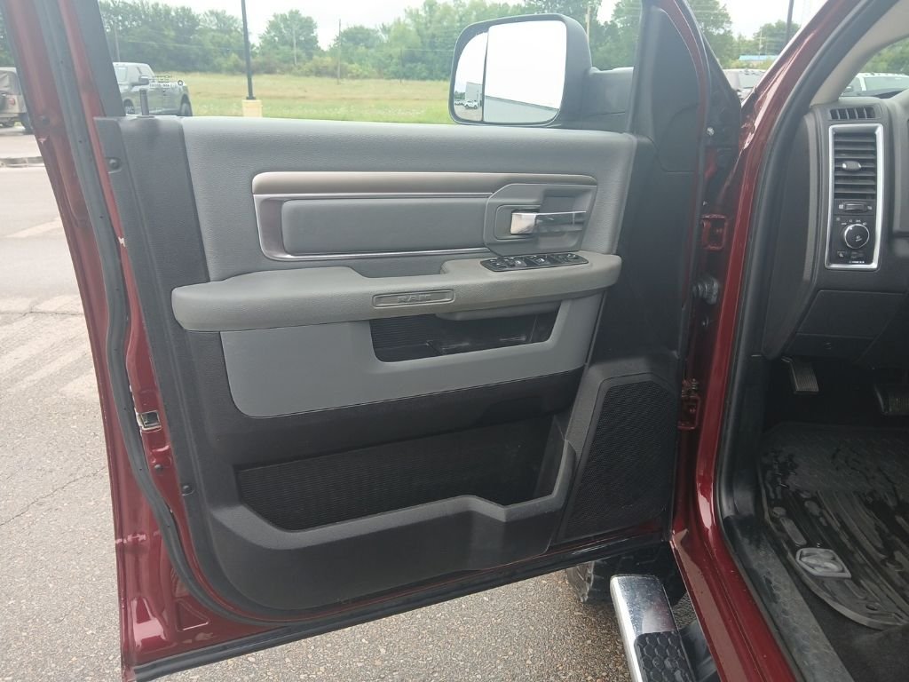 Used 2018 Red Ram Lone Star image 29