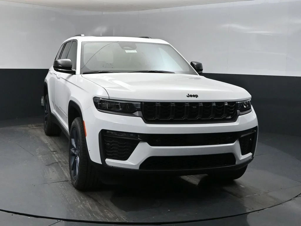 New 2026 Bright White Clearcoat Jeep  image 6