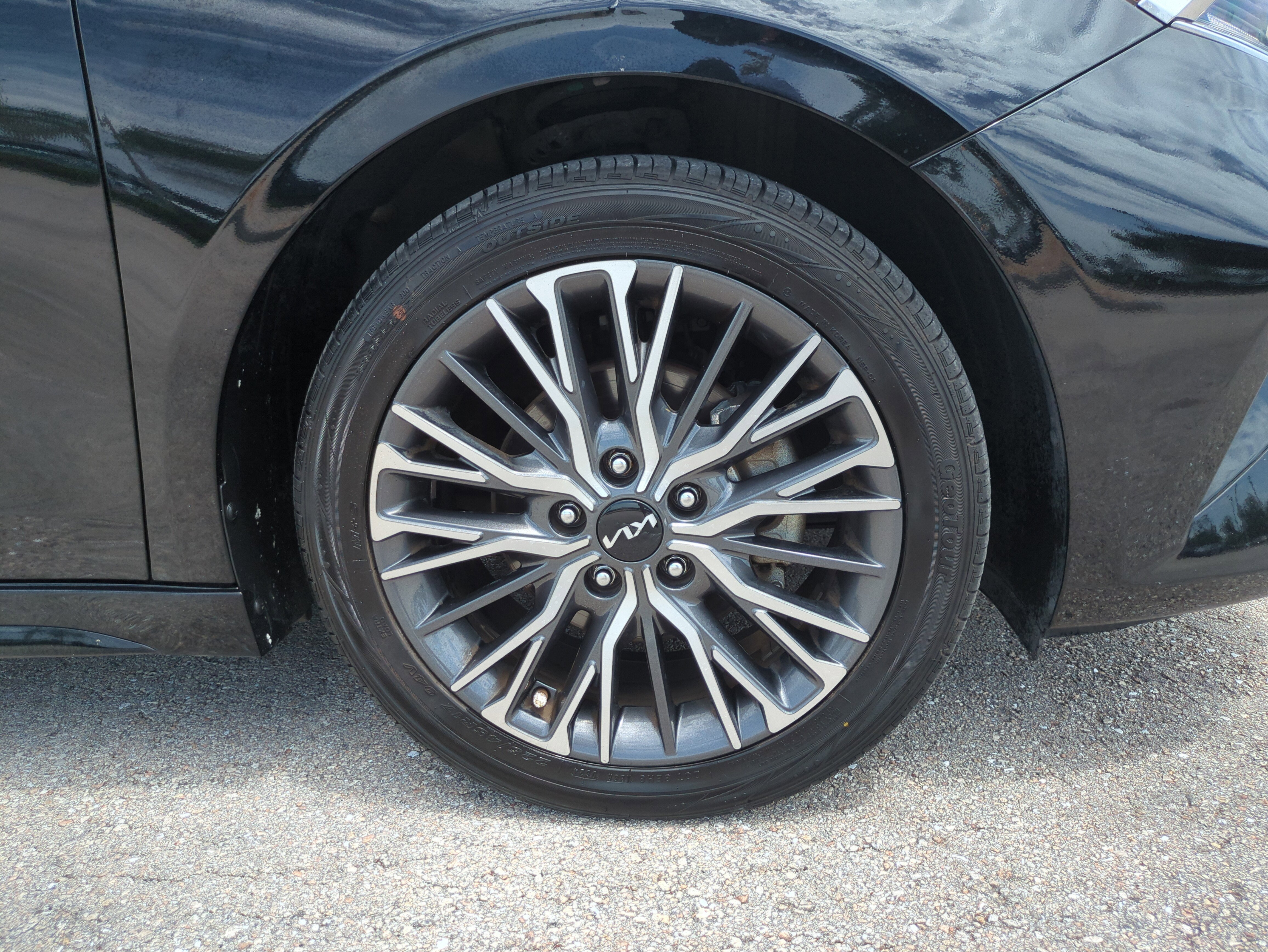 Certified Used 2022 Aurora Black Kia GT-Line image 12
