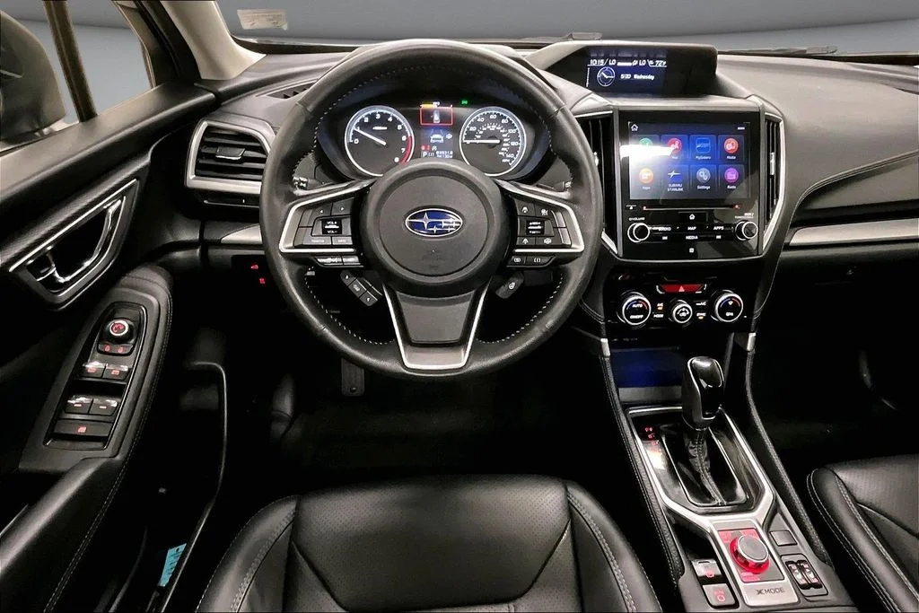Used 2021 Silver Subaru Limited image 8