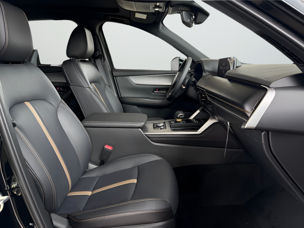New 2026 Zircon Sand Metallic Mazda 3.3 Turbo S Premium image 30
