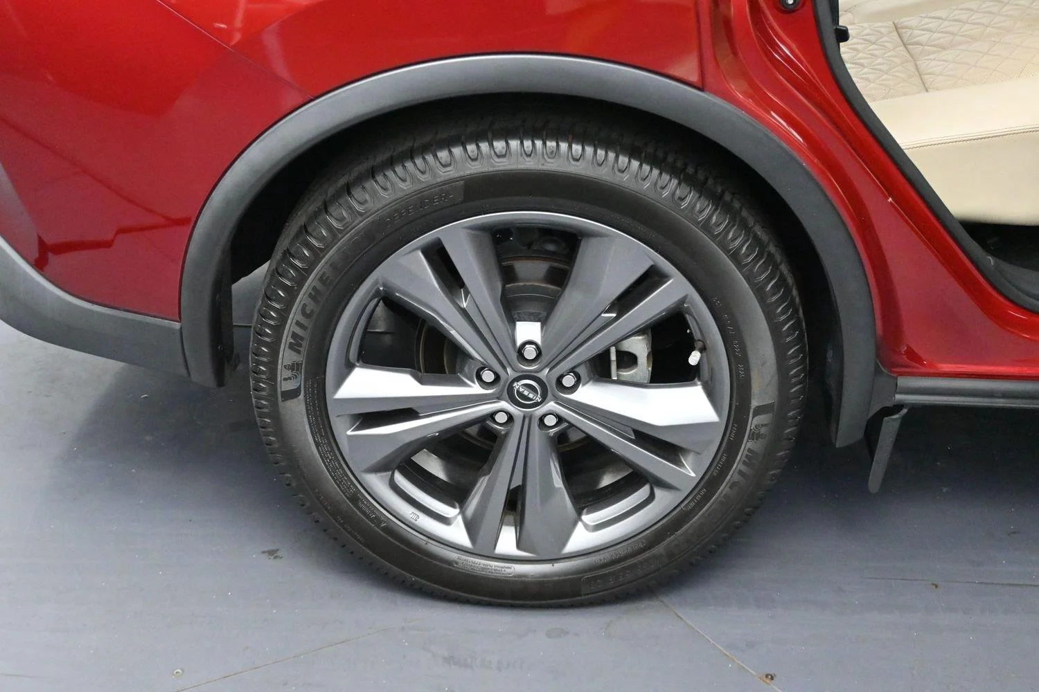 Used 2023 Scarlet Ember Tintcoat Nissan Platinum image 36