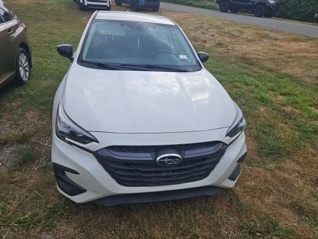 Used 2023 White Subaru Base image 3