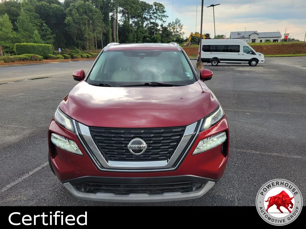 Used 2021 Red Nissan SV image 9