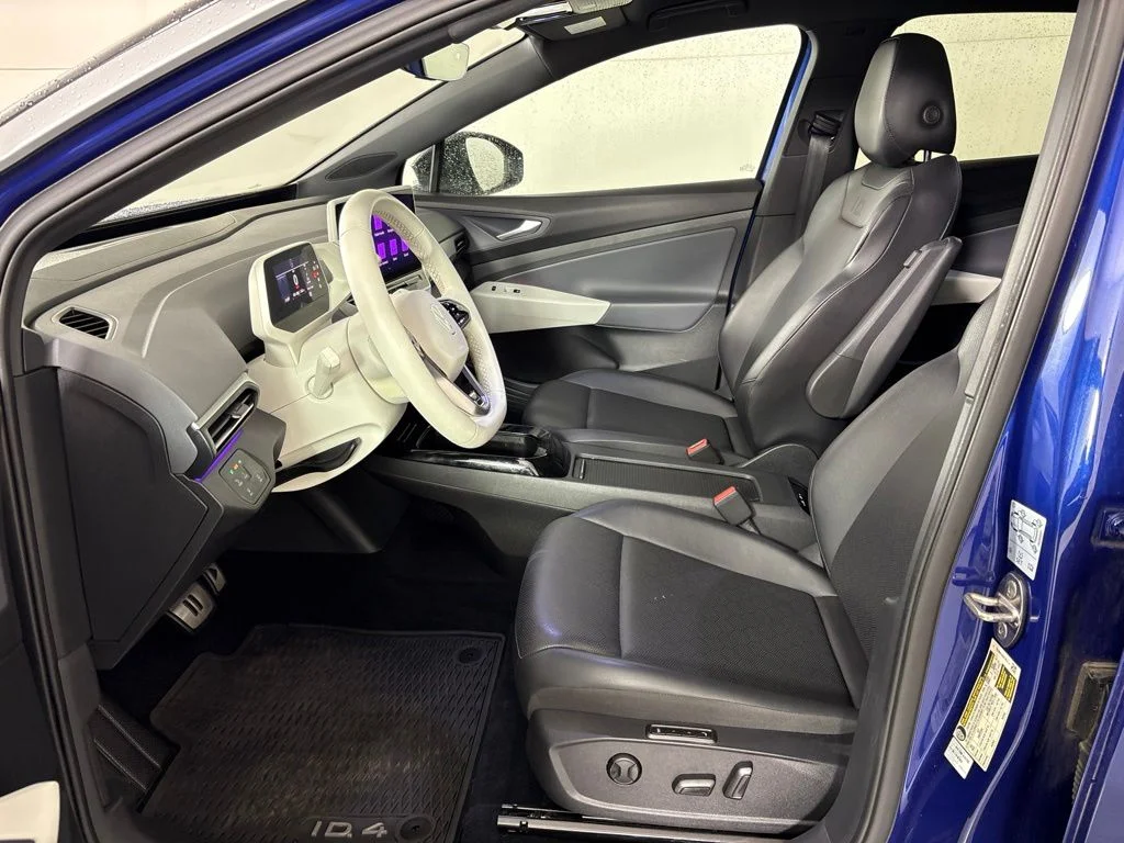 Used 2021 Blue Volkswagen 1st Edition image 29