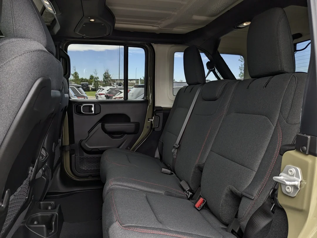 New 2025 41 Jeep Rubicon - - 4x4 - Convenience Group - Heated Seats & Steering - Safety Group - A/T Tires & More! image 24