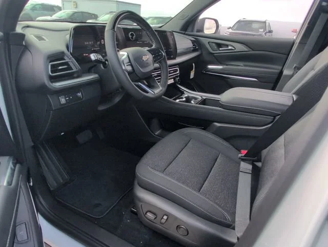 2026 Chevrolet Traverse LT - Photo 8
