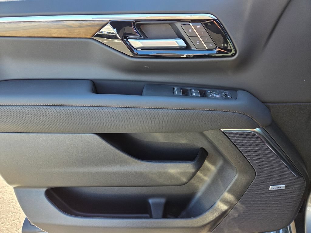 2026 Chevrolet Tahoe High Country - Photo 13