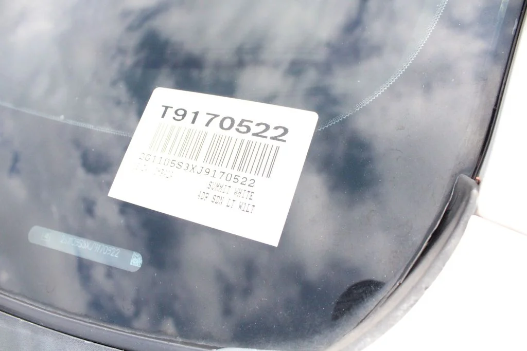 Used 2018 White Chevrolet LT image 38