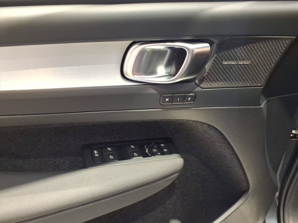 New 2026 Denim Blue Volvo Ultra Black Edition image 14