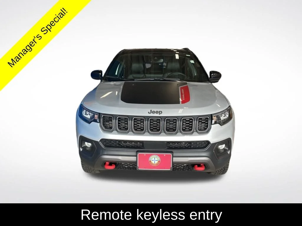 Used 2025 Silver Jeep Trailhawk image 13