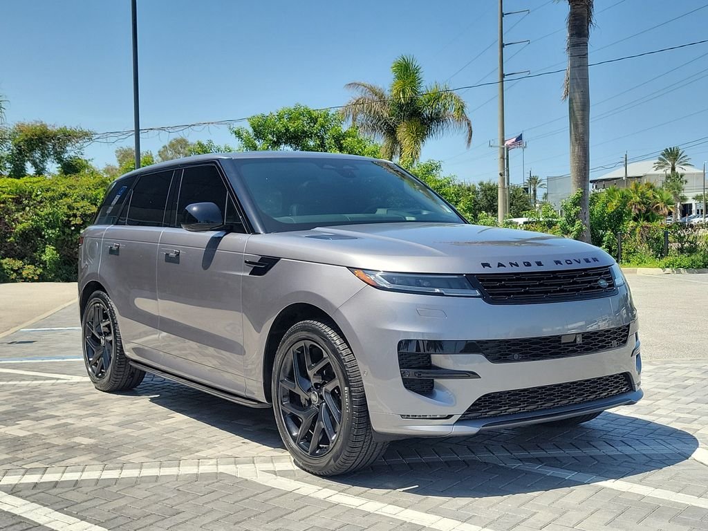 Certified Used 2024 Gray Land Rover Dynamic SE image 7