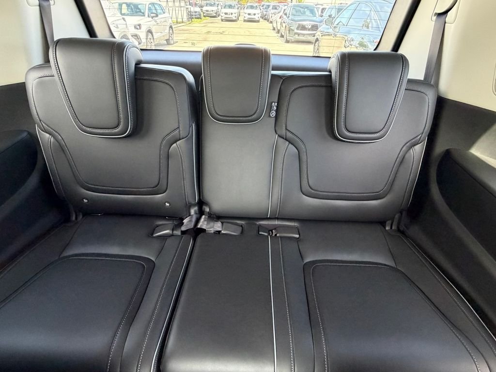 New 2027 DYNAMIC METAL INFINITI Luxe 2WD image 14