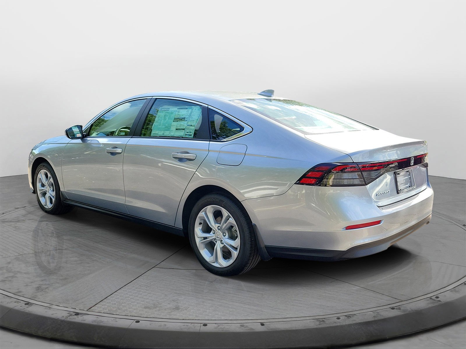 New 2026 Solar Silver Metallic Honda LX image 4