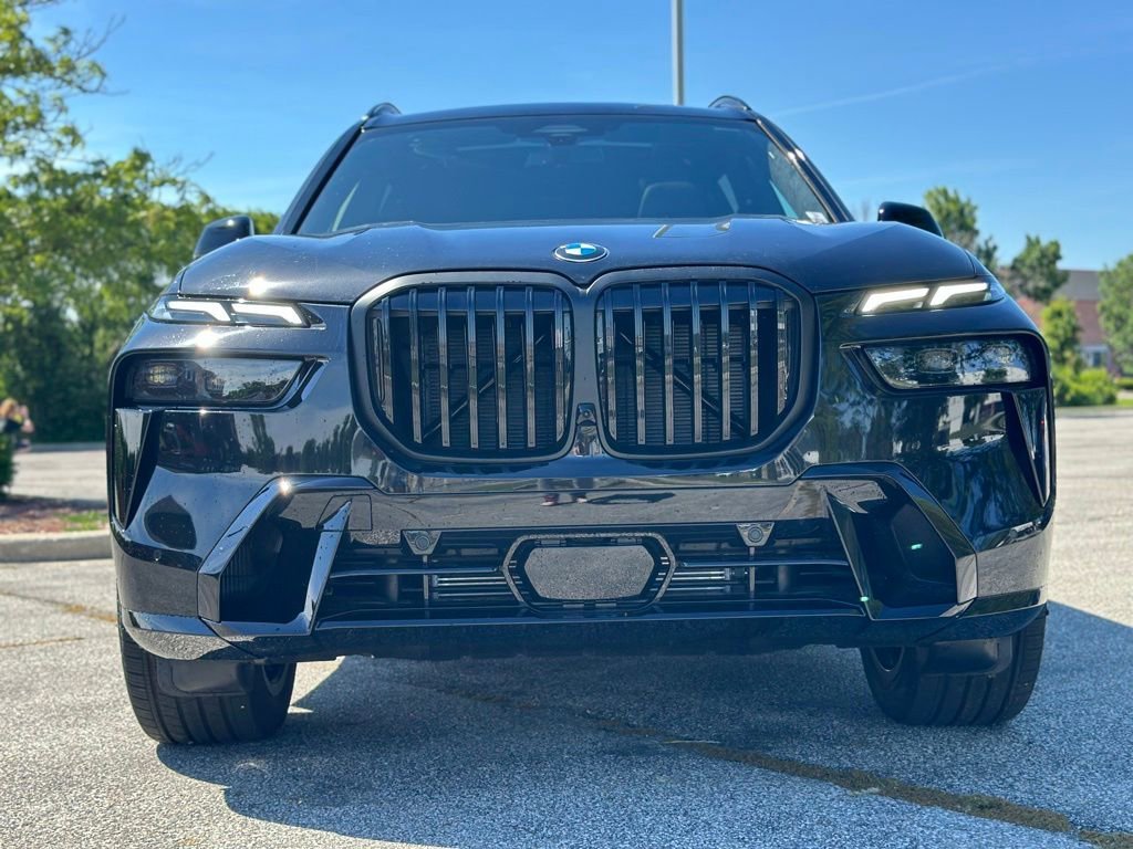 New 2027 Black Sapphire Metallic BMW xDrive40i image 2
