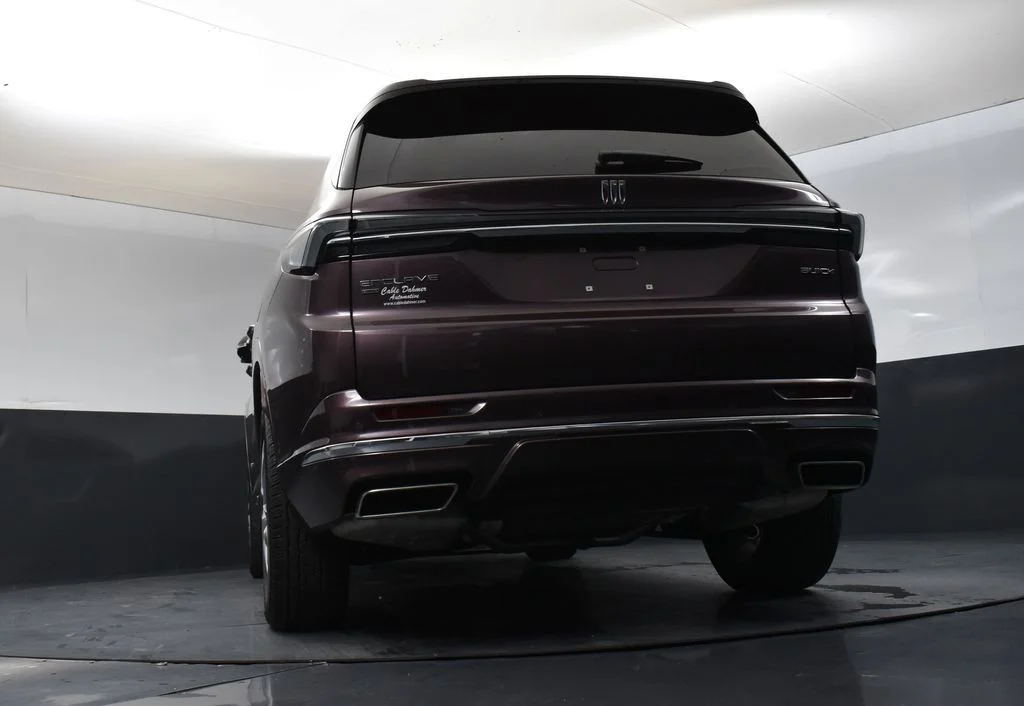 Certified Used 2026 Purple Buick Avenir image 35
