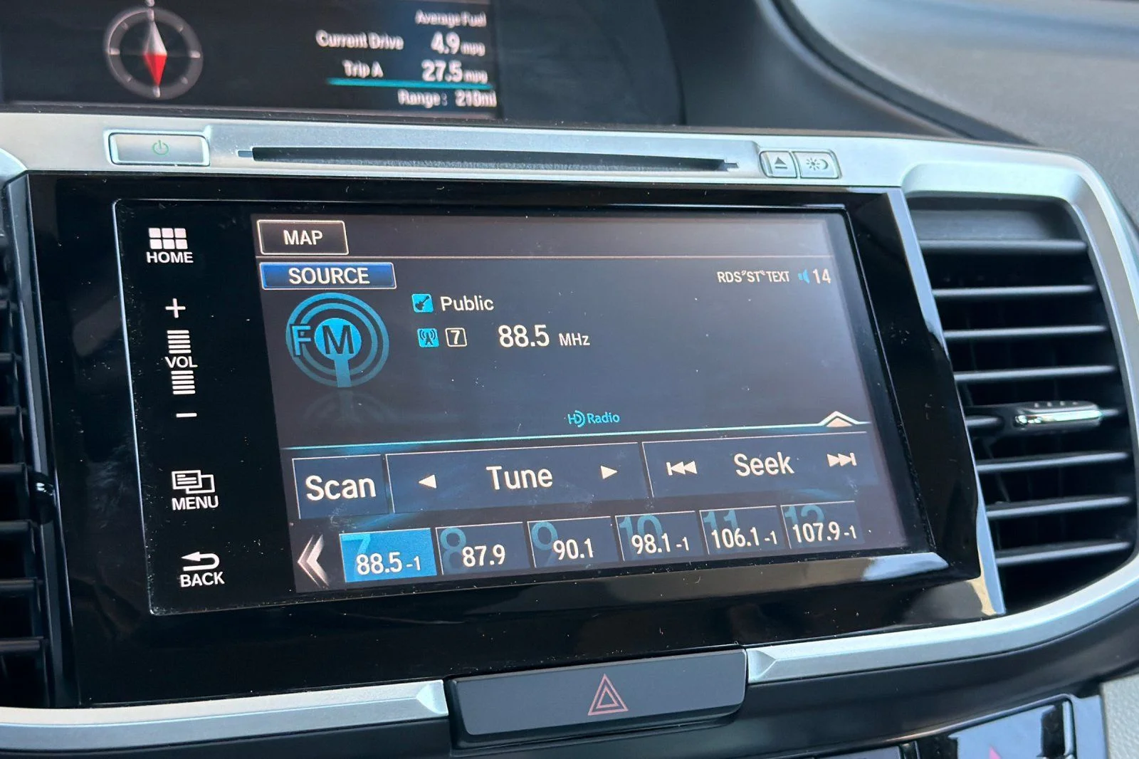 Used 2016  Honda EX-L image 22