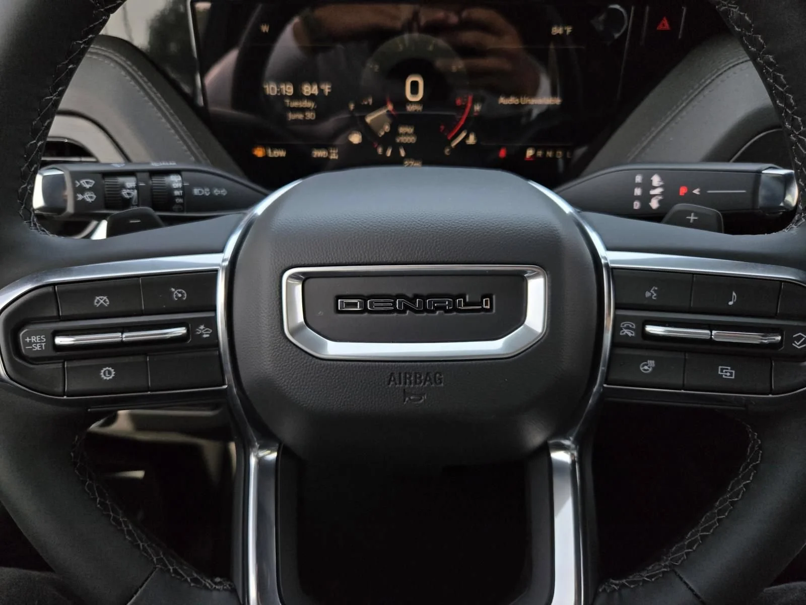 2026 GMC Yukon XL Denali - Photo 13
