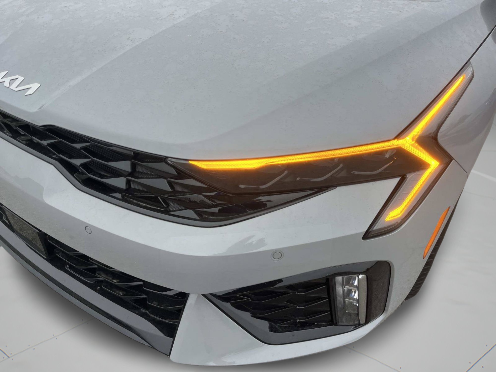 New 2026 Wolf Gray Kia GT-Line image 9