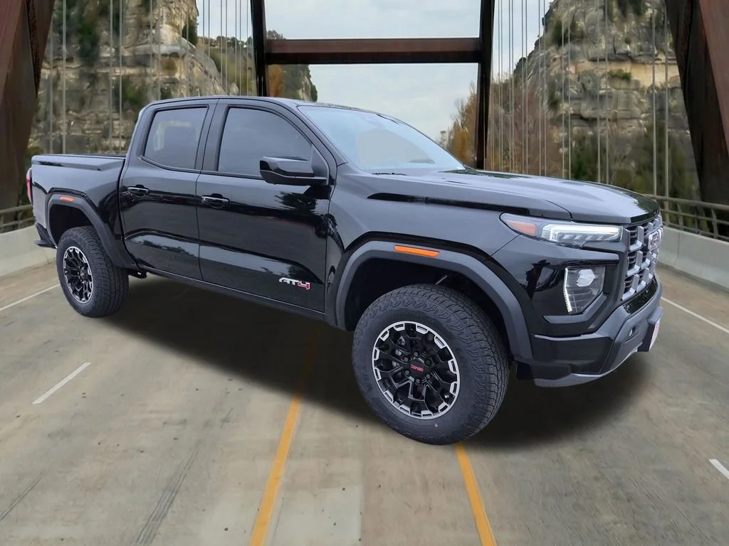 2026 GMC Canyon 4WD AT4 Crew Cab Short Box's photo