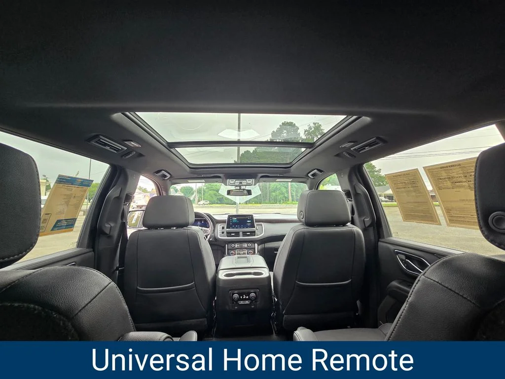 Used 2022 Gray Chevrolet Z71 image 17