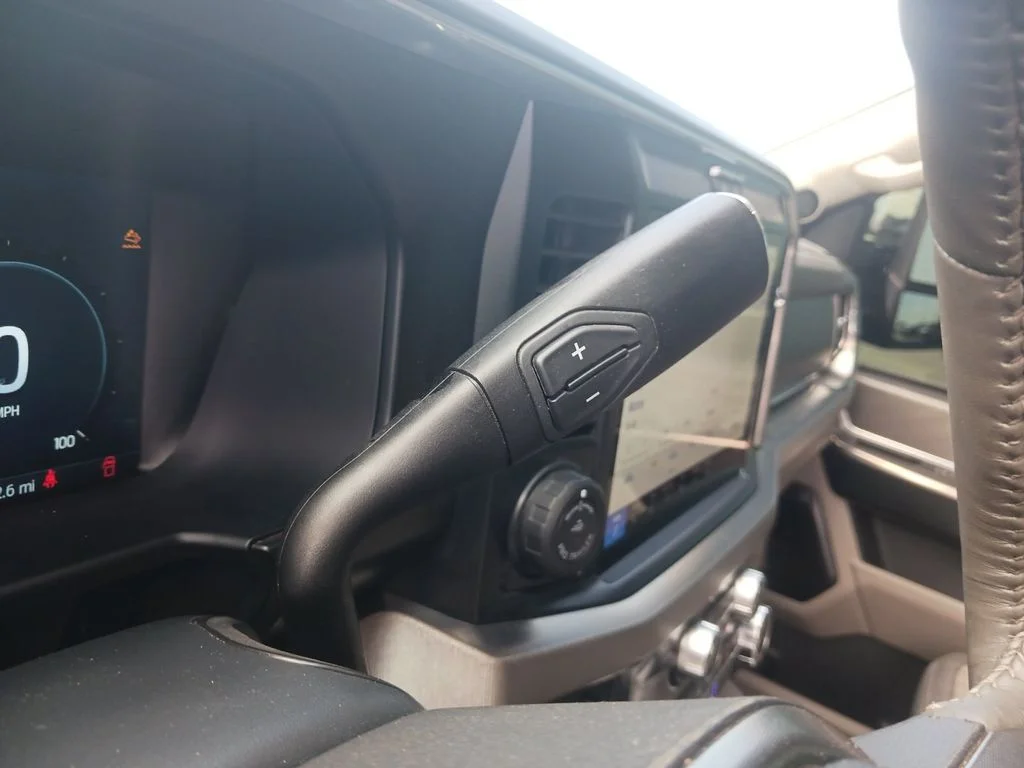 Used 2025 Black Ford Platinum image 38