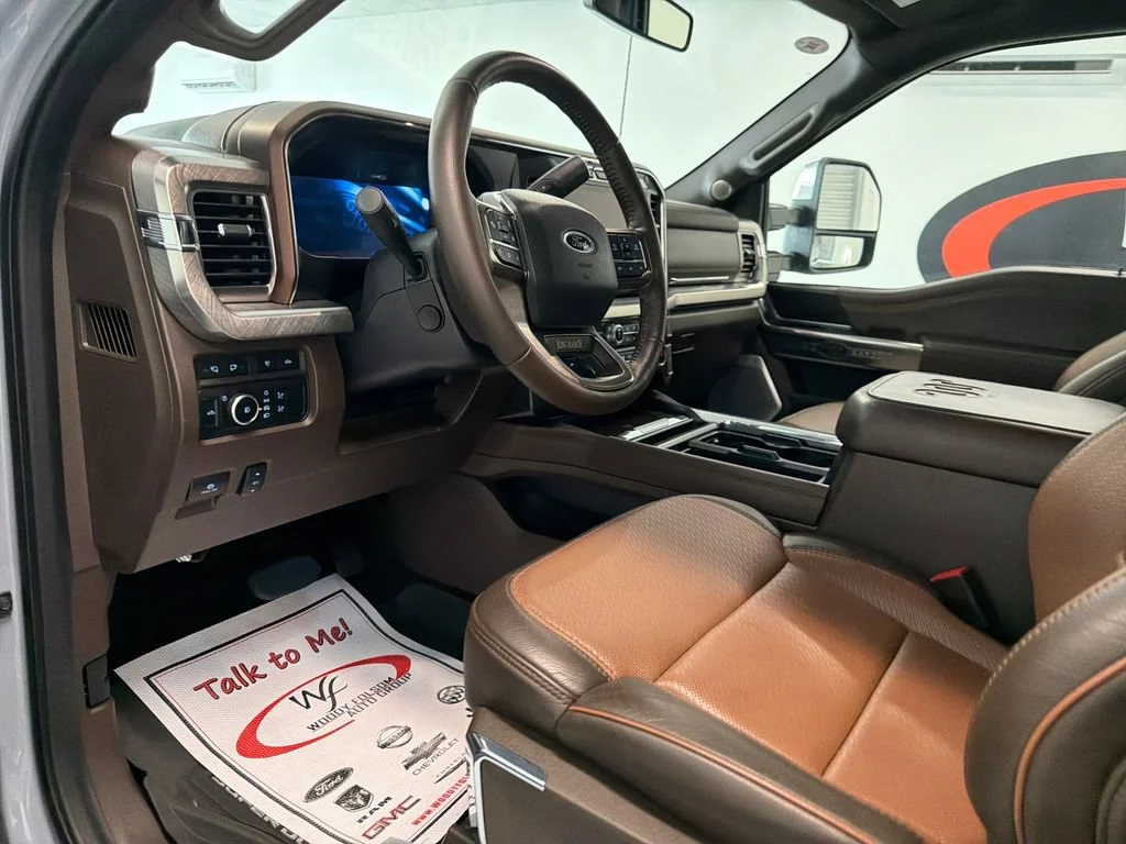 Used 2024 Glacier Gray Meta Ford King Ranch image 12