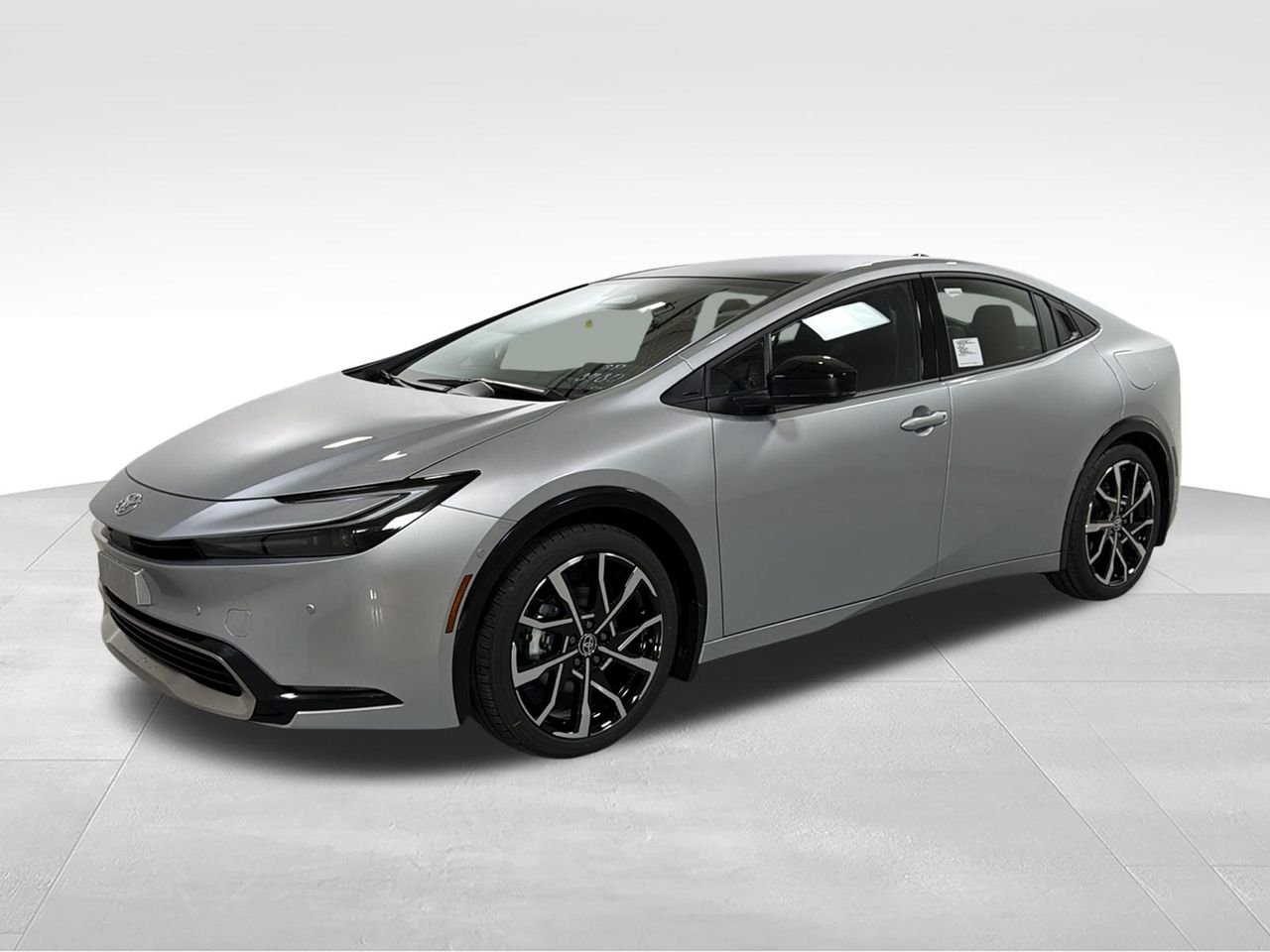 2026 Toyota Prius XSE Premium's photo