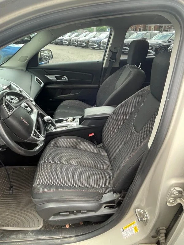 Used 2011 Gold GMC SLE-2 image 9