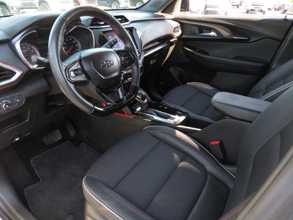 Used 2022 Summit White Chevrolet RS image 21