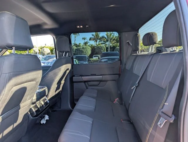 2025 Ford F-150 STX - Photo 8
