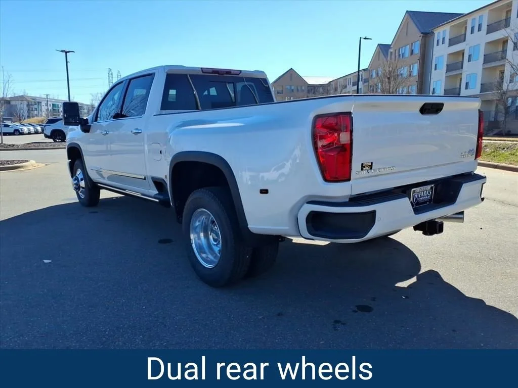 2026 Chevrolet Silverado 3500 HD High Country - Photo 29