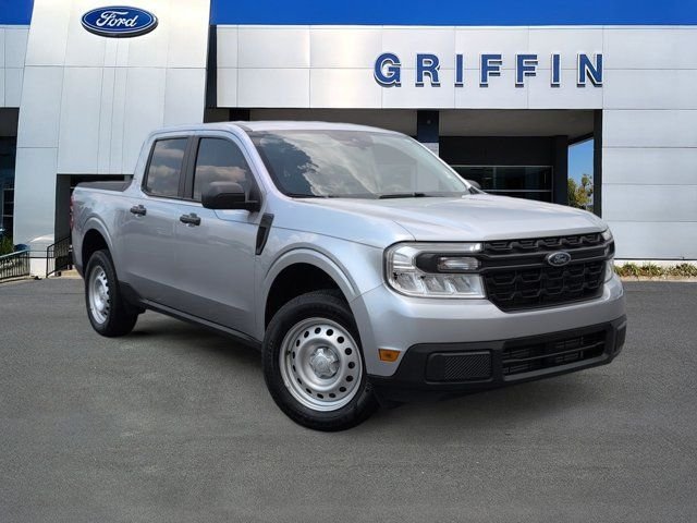 Used 2022 Silver Ford XL image 1