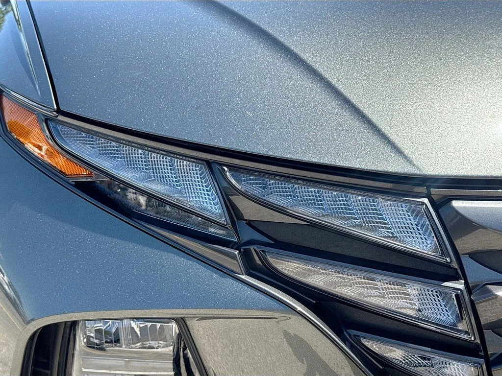 Used 2022 Gray Hyundai SEL image 40