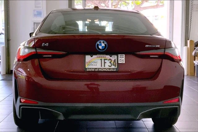 Used 2023 Aventurin Red Metallic BMW eDrive35 image 4