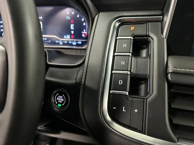 2024 GMC Yukon SLT - Photo 32